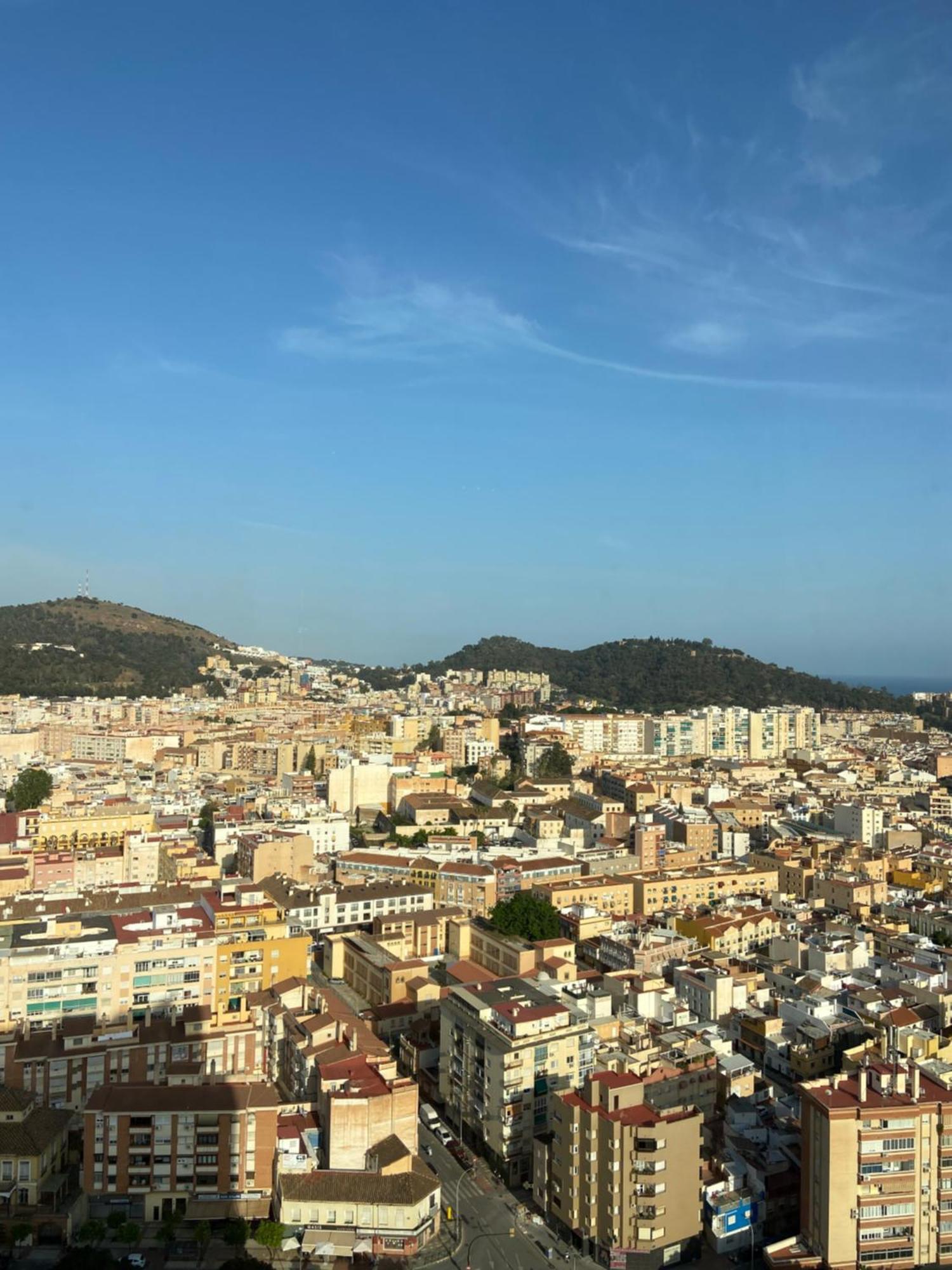 Urban Sky Views Over Malaga Exterior photo